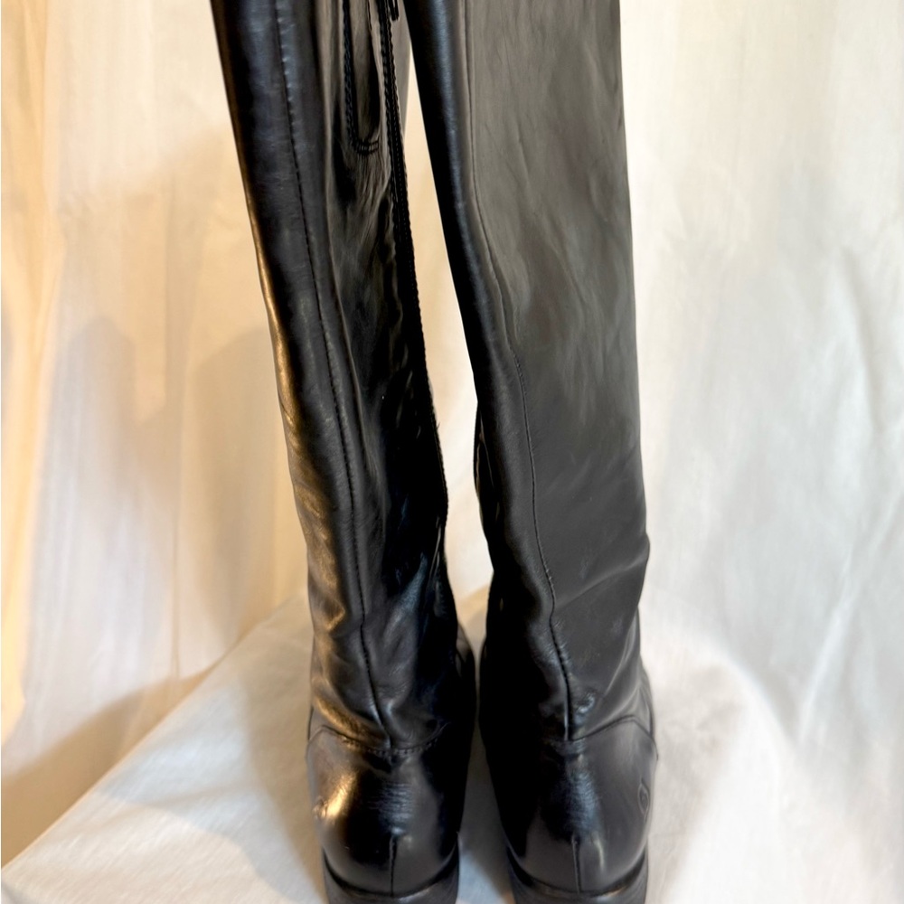 Classic Black Leather Knee-High Boots - Picture 3 of 4